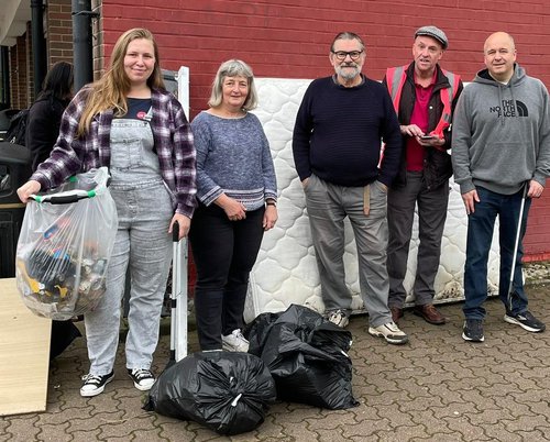 Toothill Litter Pick June 23